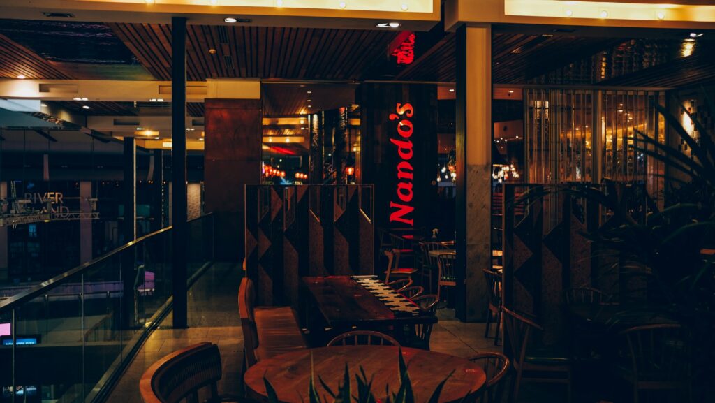 an image of Nando's restaurant